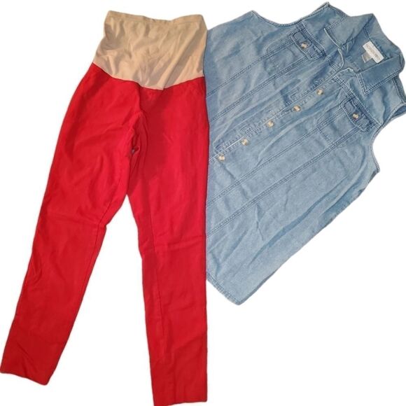 Motherhood Maternity sleeveless button up denim shirt. - Picture 2 of 9